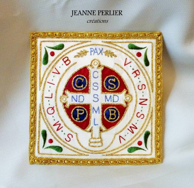 JEANNE PERLIER - Pale Saint Benoit - vue de face